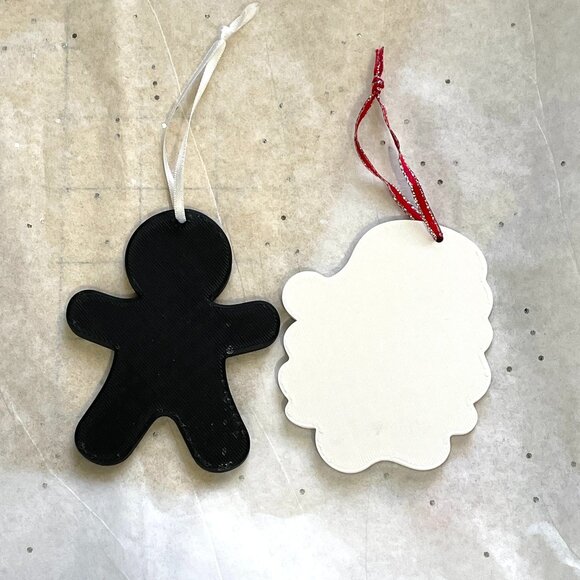 Set of 2 3D Printed Gingerbread Man and Santa Ornaments-New! - Picture 4 of 4